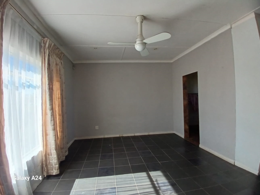 4 Bedroom Property for Sale in Amalinda Eastern Cape